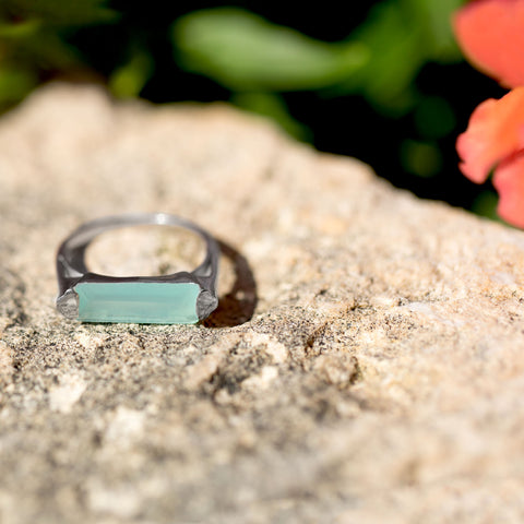 Green-Eyed Lady Chalcedony Bar Ring