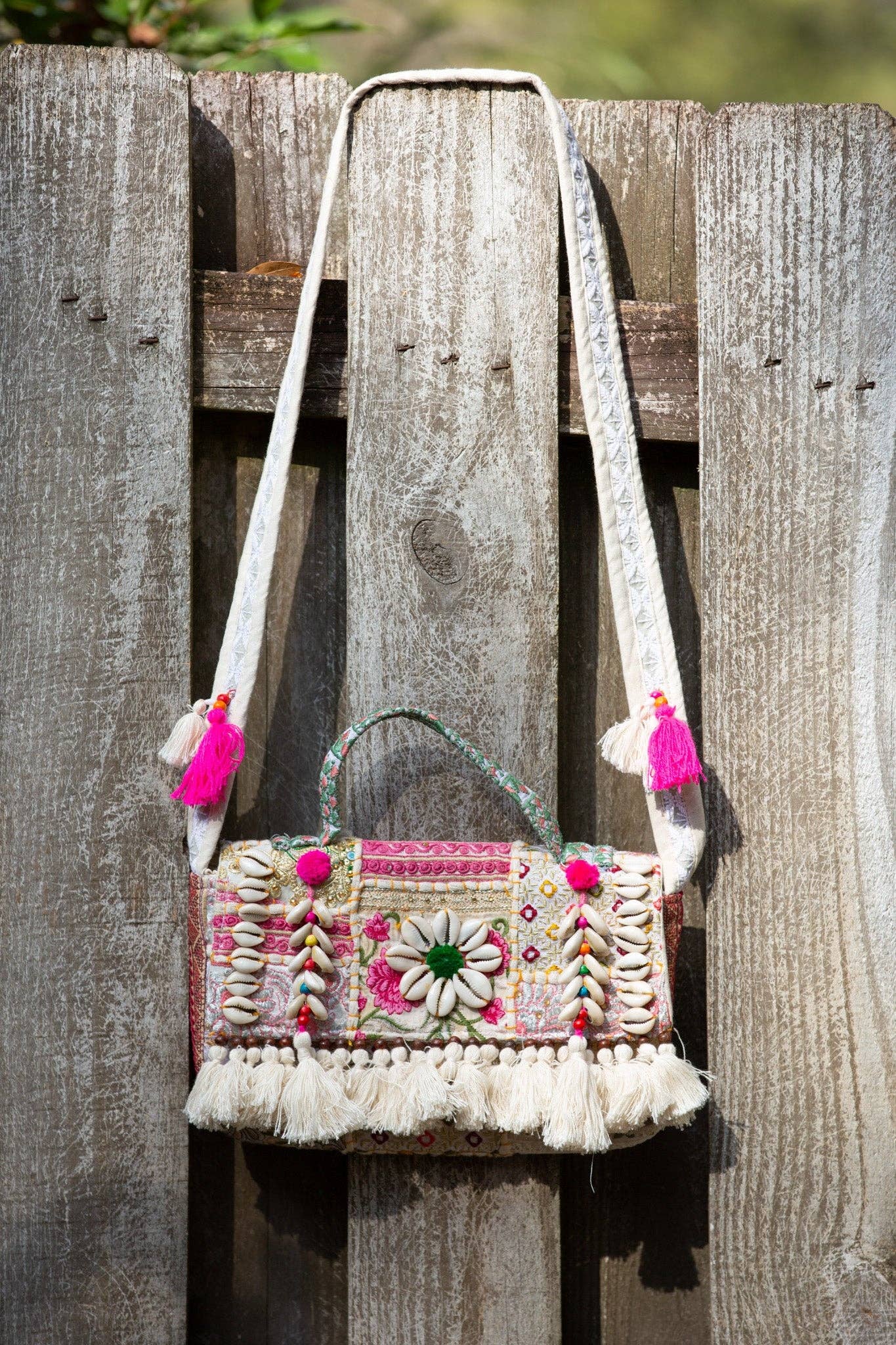 Rosy Shore Embroidered Bag with Shells